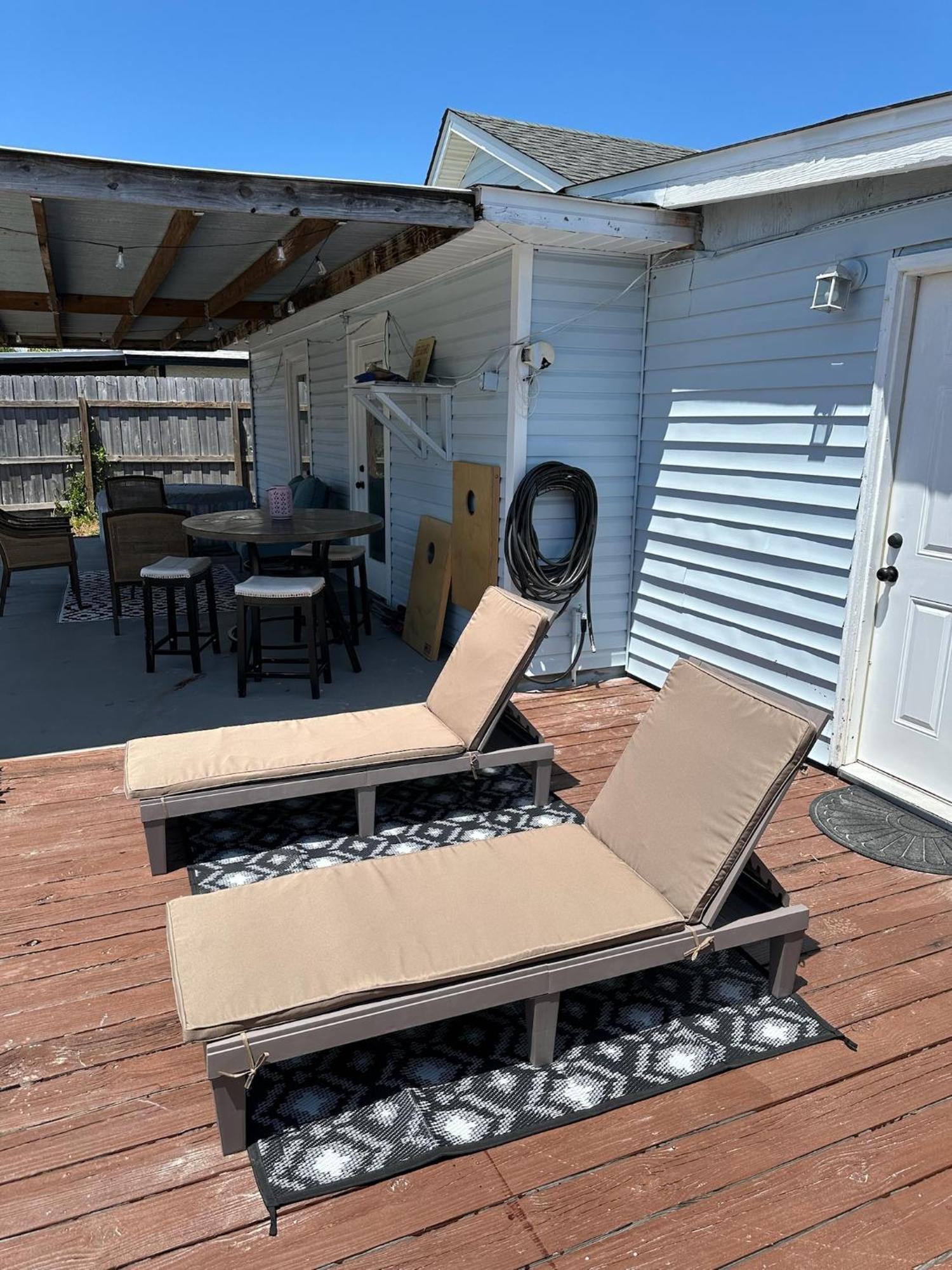 Beachside Bliss - Breakfast, Walk To Schooners, Sleeps 15, Fenced Privacy Ferienhaus