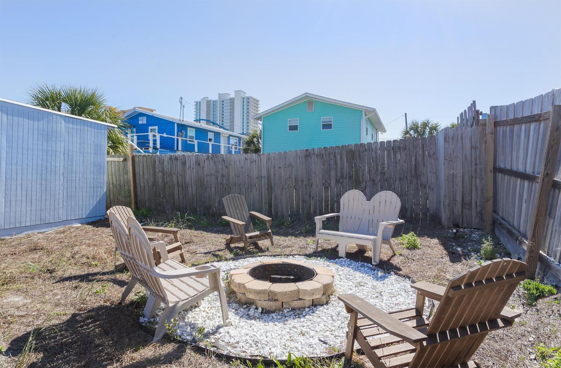 Ferienhaus Beachside Bliss - Breakfast, Walk To Schooners, Sleeps 15, Fenced Privacy